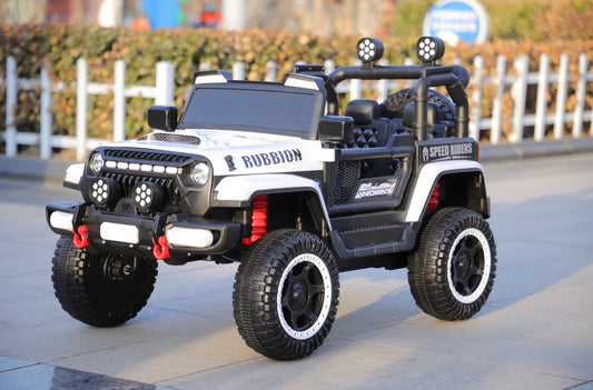 Masina Electrica pentru Copii, Off-Road, Conectare Bluetooth, telecomanda, Tractiune Spate, Lumina Intermitenta, Baterie 12V 7Ah, 120 x 63 x 68cm, Alb