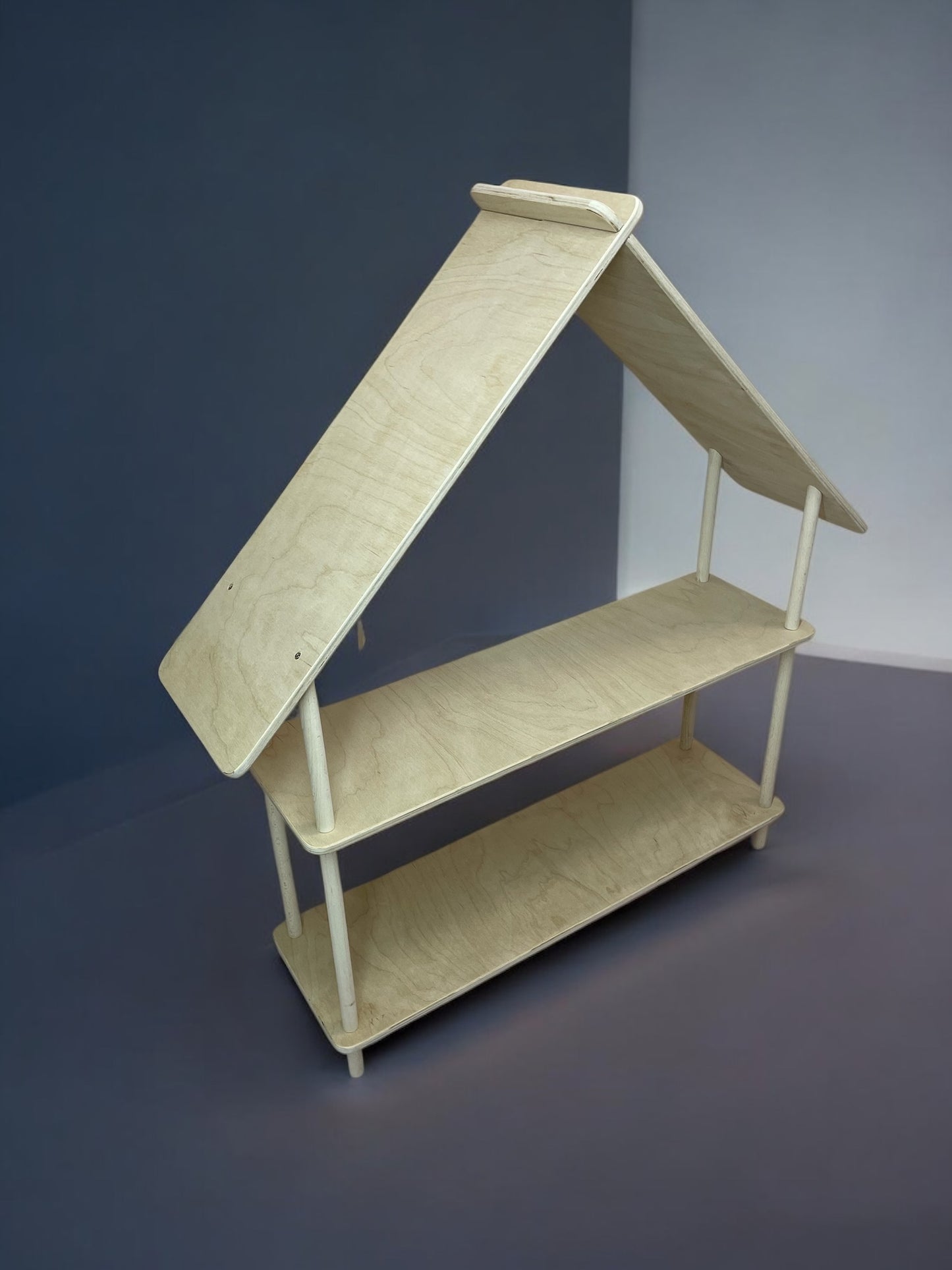 Raft în formă de căsuță din lemn natur – pentru jucării și cărți cu 2 sau 3 rafturi