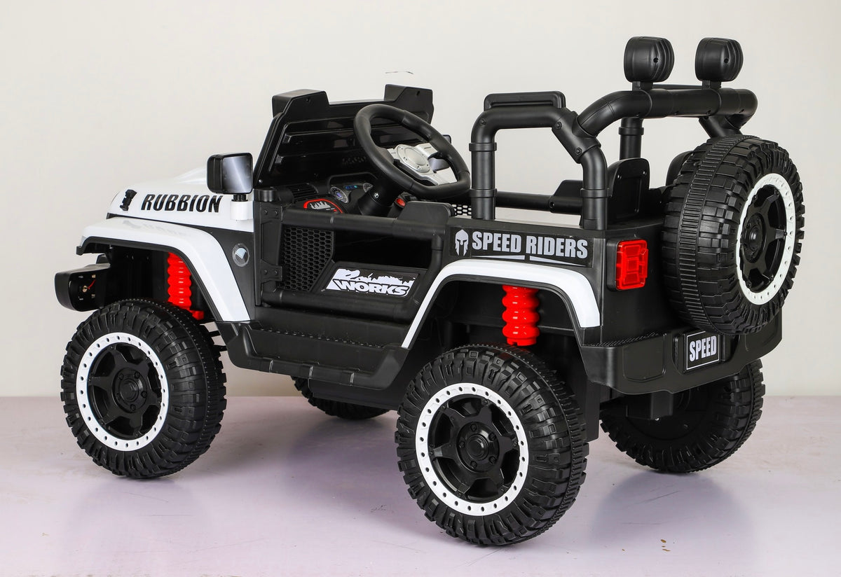 Masina Electrica pentru Copii, Off-Road, Conectare Bluetooth, telecomanda, Tractiune Spate, Lumina Intermitenta, Baterie 12V 7Ah, 120 x 63 x 68cm, Alb