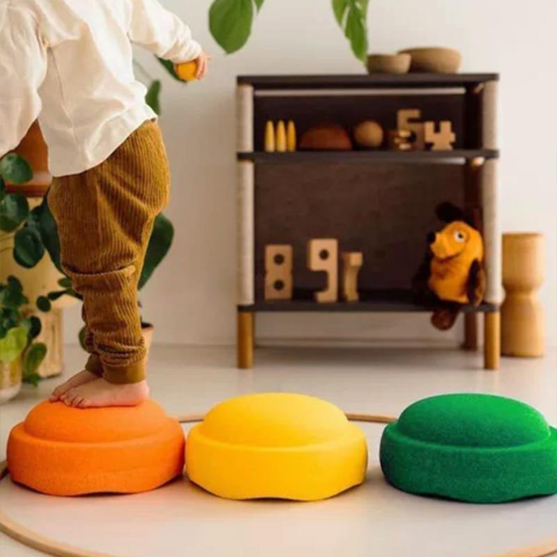 Stepping Stones – Set 6 pietre de echilibru pentru dezvoltarea motrică și integrare senzorială