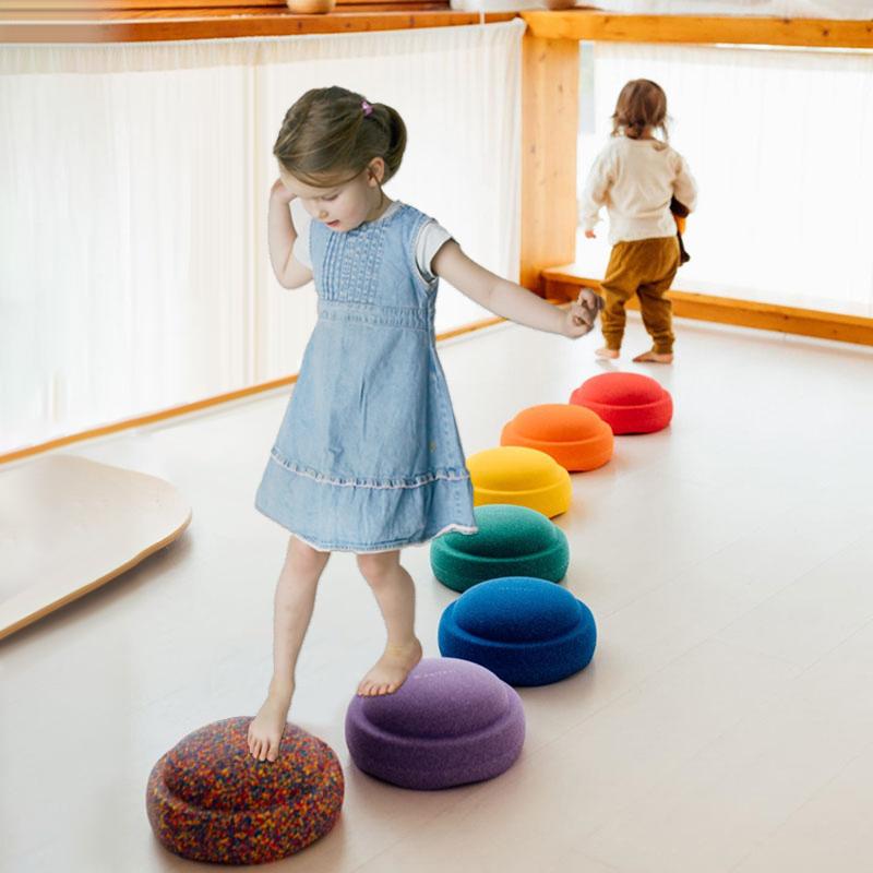 Stepping Stones – Set 6 pietre de echilibru pentru dezvoltarea motrică și integrare senzorială
