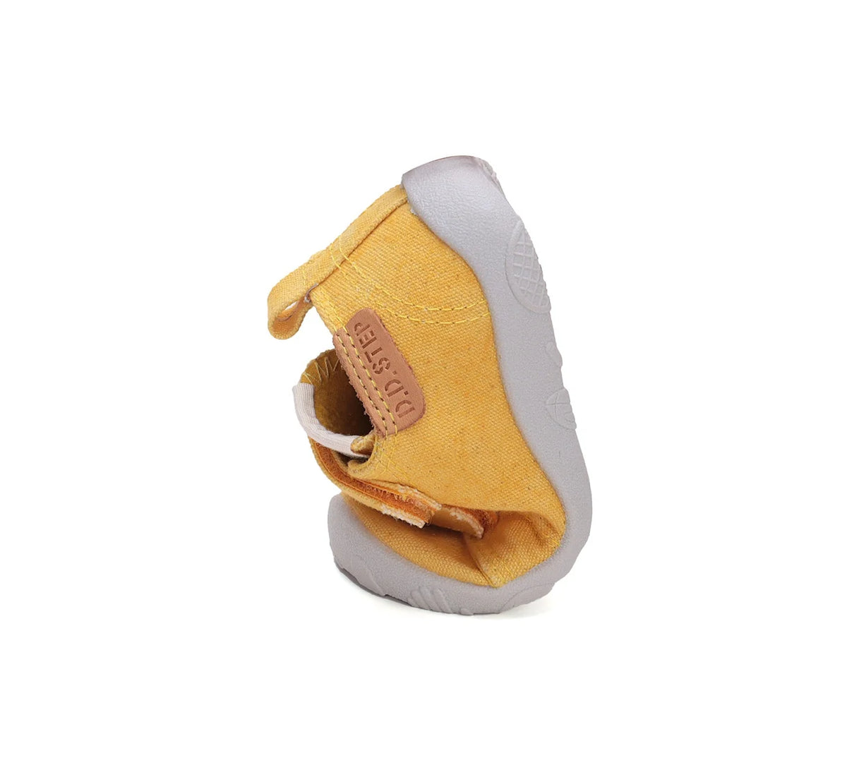 D.D. Step „Licurici Galben” Barefoot de interior  – Perfect pentru dinamismul celor mici.