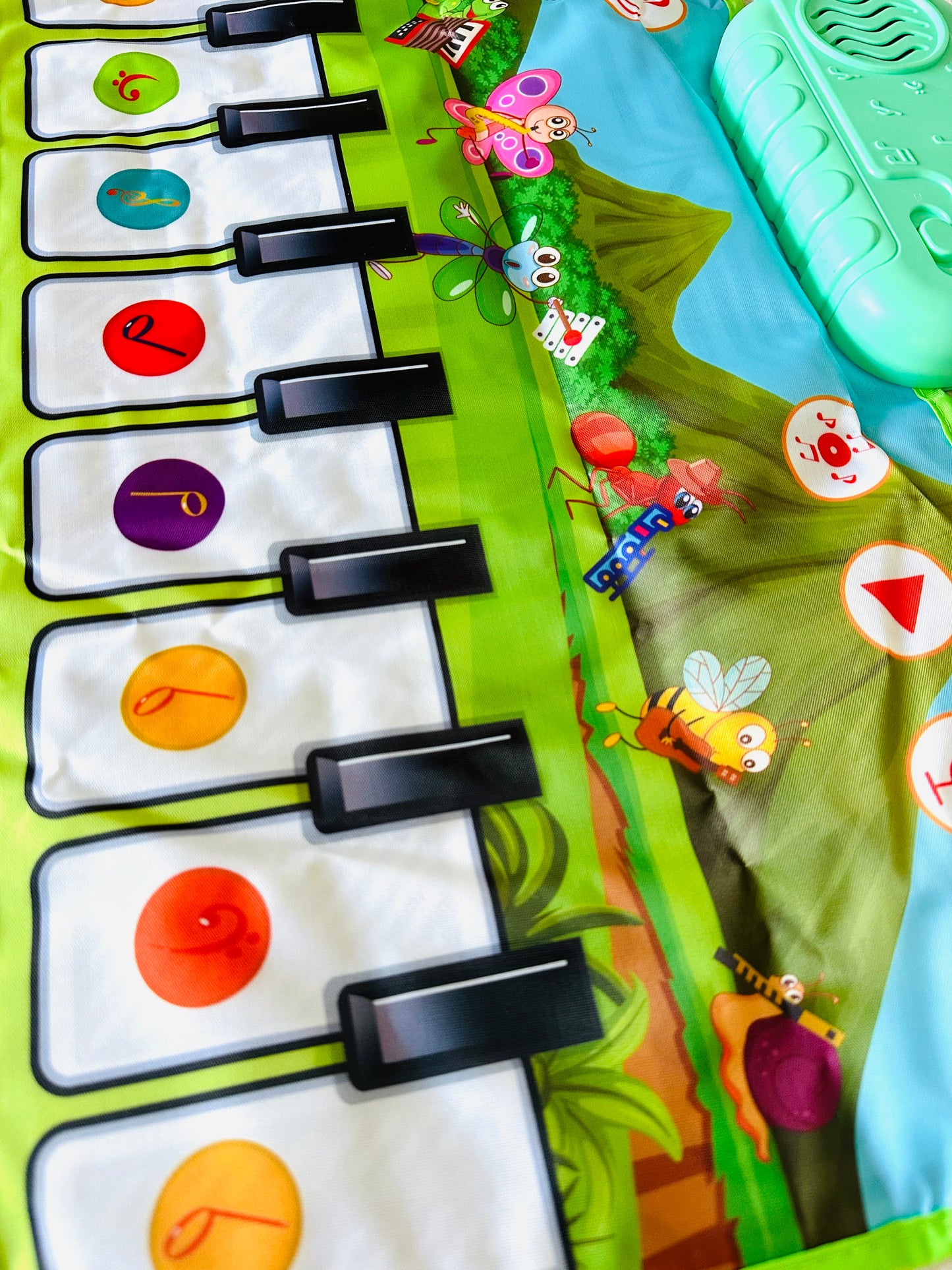 Covoraș muzical interactiv Tummy Time – joacă, mișcare și descoperire