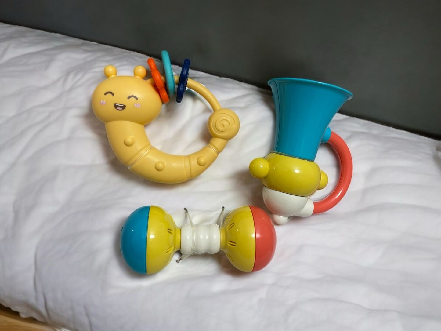 Set Jucării Senzoriale pentru Prindere și Dentitie – Baby Hand Bell