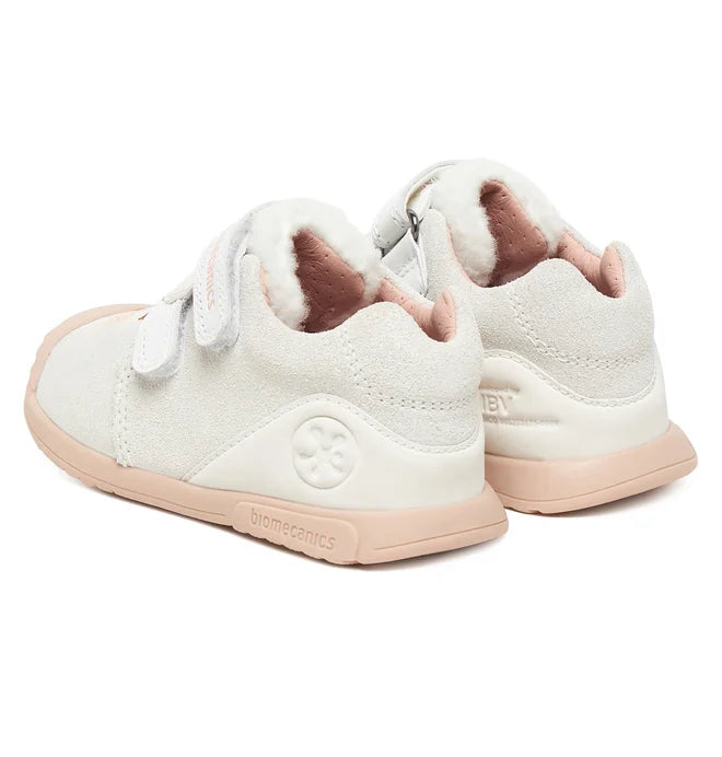 Pașii Iepurașului – Încălțăminte pentru copii Biomecanics