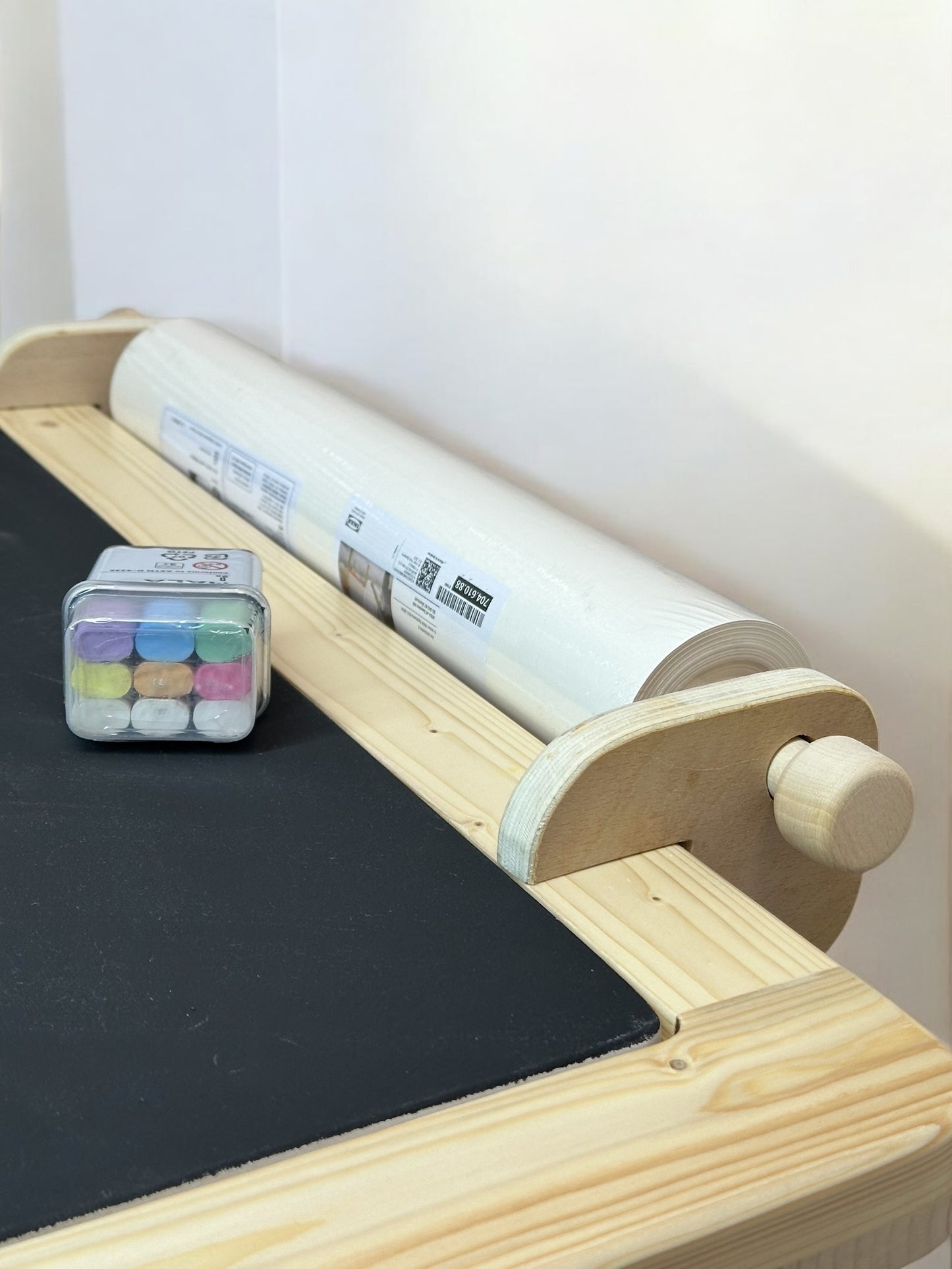 Masă Interactivă 5 în 1 din Lemn Masiv – Cu un Scăunel Inclus