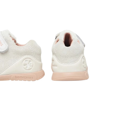 Pașii Iepurașului – Încălțăminte pentru copii Biomecanics